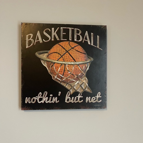 Basketball decor - Picture 1 of 1